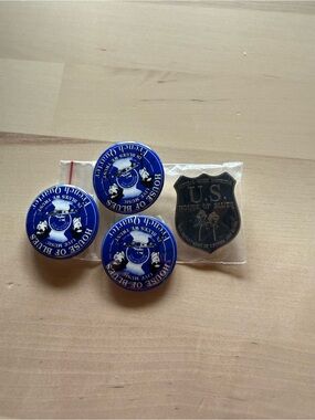 House of Blues Blue Logo Pin / Badge Set